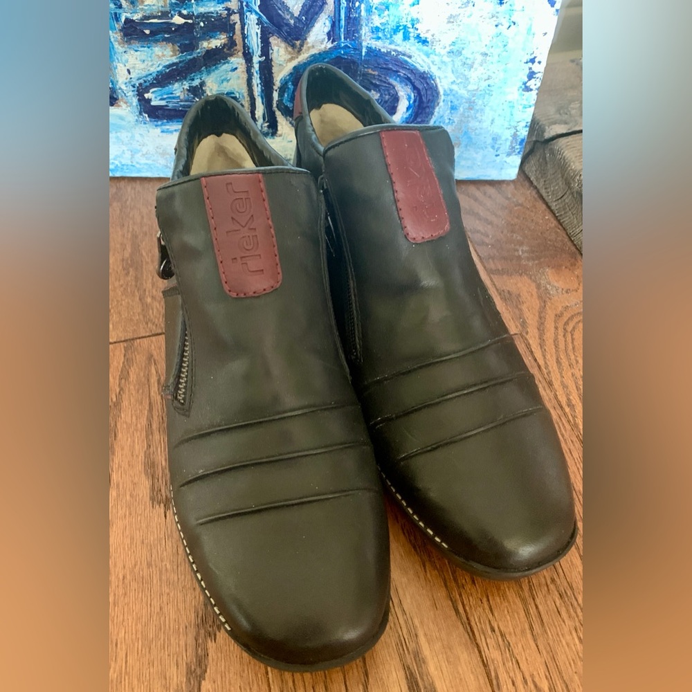 Rieker Wedge Red & Black Leather Lambswool Insulated Ankle Booties Sz 37 Newish